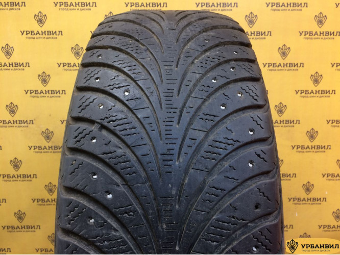 Sava Eskimo Stud 215/55 R16 97T