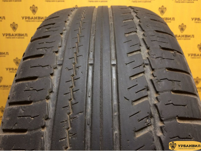Nokian Tyres Hakkapeliitta SUV 235/60 R18 107H