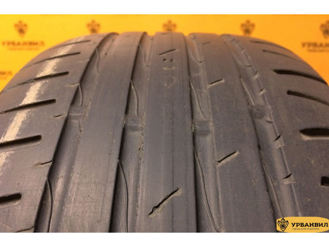 Nokian Tyres Hakka Z 215/60 R16